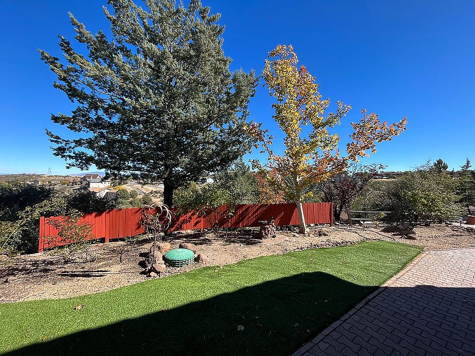 Quiet private front yard.