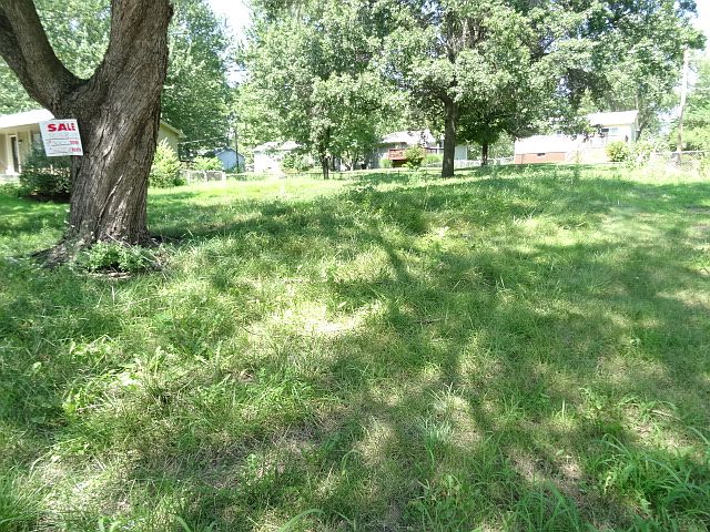 2nd image of 209 SE Westminister Rd