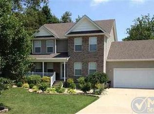 100 Irish Ct, Radcliff, KY 40160