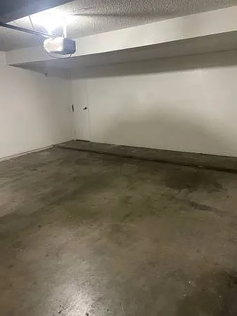 2600 Chandler Ct — Photo 15