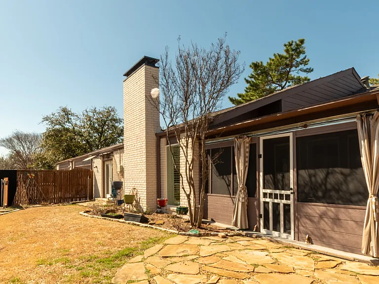 3002 Townbluff Dr — Photo 36