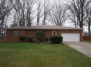 6196 Eavenson Blvd, Brookpark, OH 44142