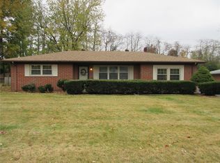 912 Brentmoor Dr, Belleville, IL