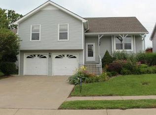 848 Village St, Leavenworth, KS 66048