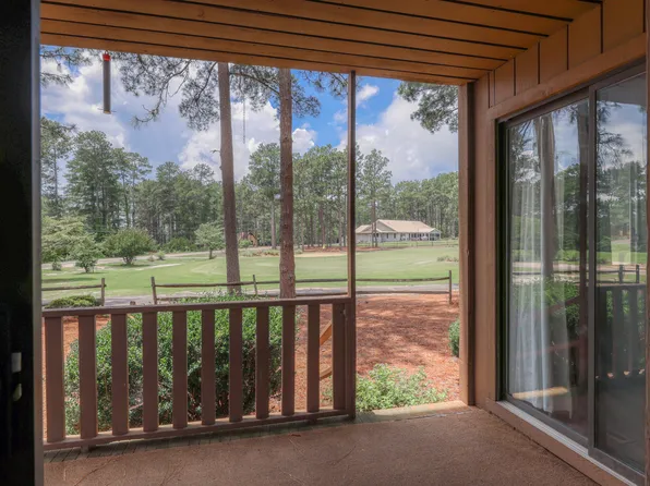 186 Fairway Ave, Southern Pines, NC 28387