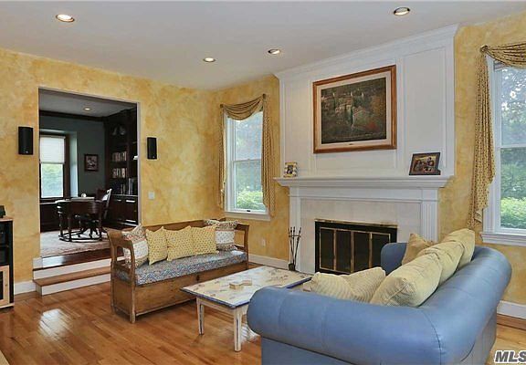 5th image of 52 Westwood Ct