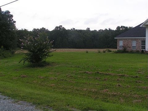 2nd image of 215 Chigger Valley Rd