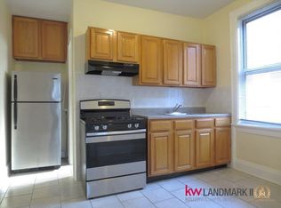 2585 41st St APT 2, Astoria, NY 11103