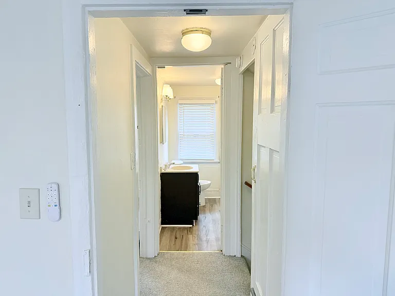236 Walnut St — Photo 20
