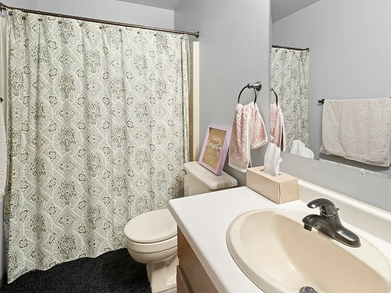 271 Shannon Ct #1 — Photo 11