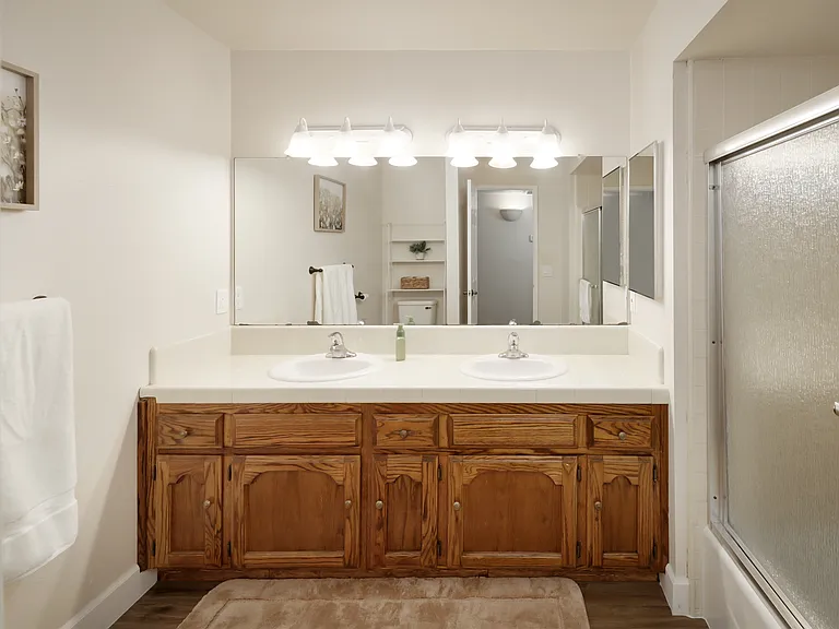 4304 Milo Ave — Photo 2