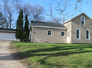 537 N Cherry St, Shell Rock, IA 50670