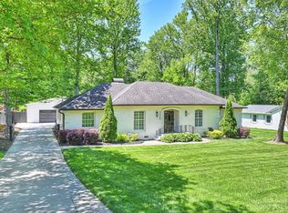 3526 Barclay Downs Dr, Charlotte, NC 28209