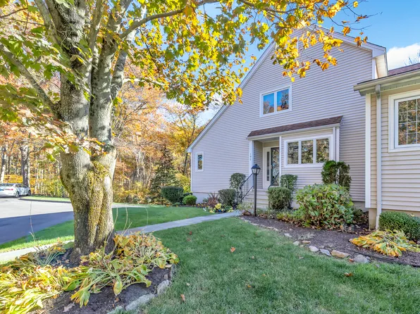 190 Stonehedge #190, Shelton, CT 06484