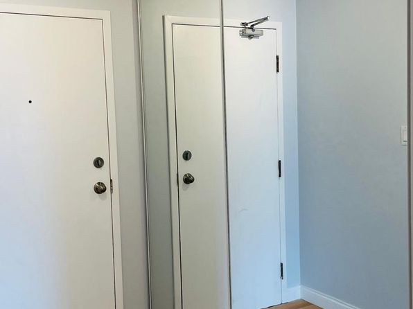 1 bedroom rental in Richmond — photo 4