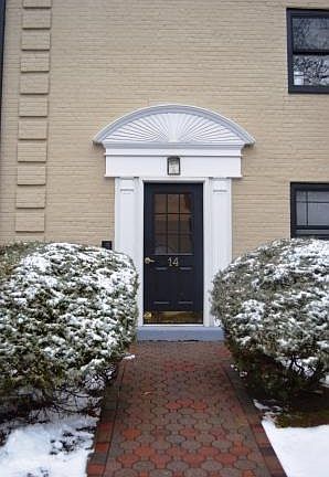 3rd image of 14 Field End Ln