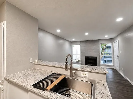 10001 Westpark Dr #44 — Photo 19