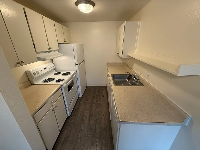 West Hills Village — Photo 30