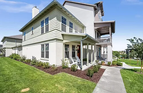 4596 W Serendipity Way Photo 1