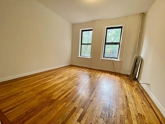 Rented by Lang Realty LLC | media 2