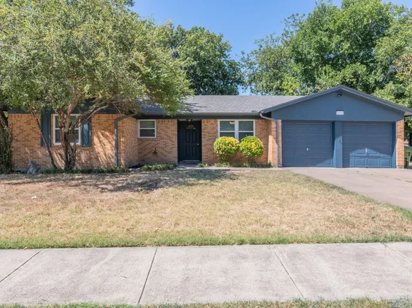 6500 Avalon Dr, Watauga, TX 76148