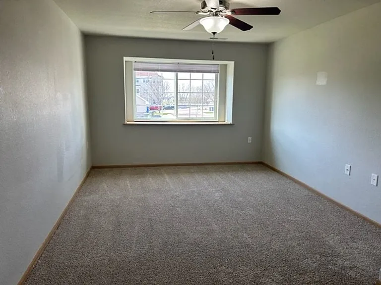 Madison Apartments — Photo 73