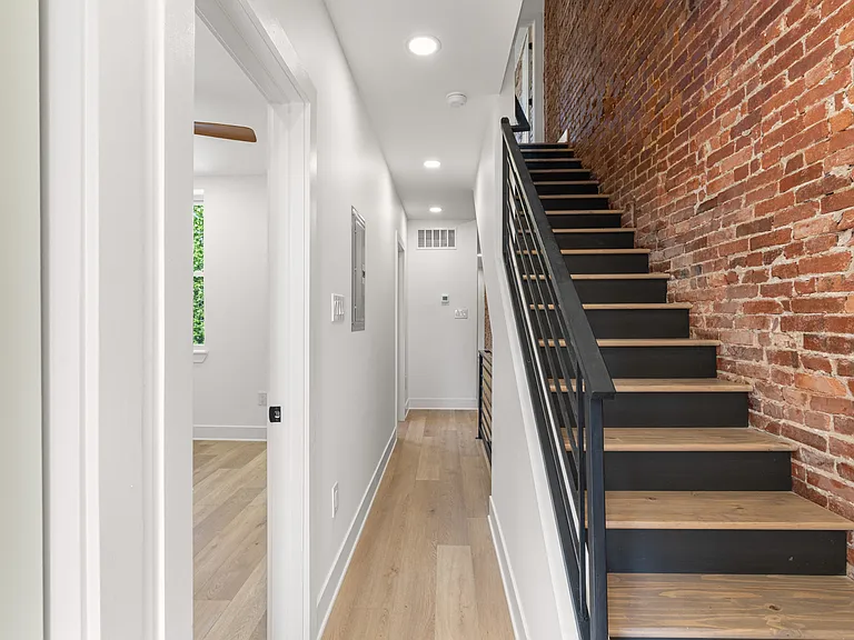 4503 N 19th St #2 — Photo 43