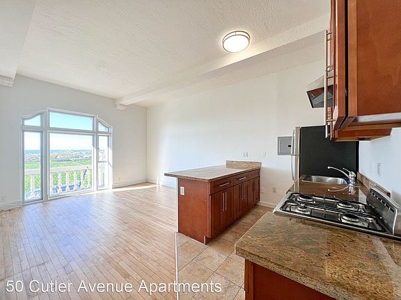 4th image of 50 Cutler Ave #204