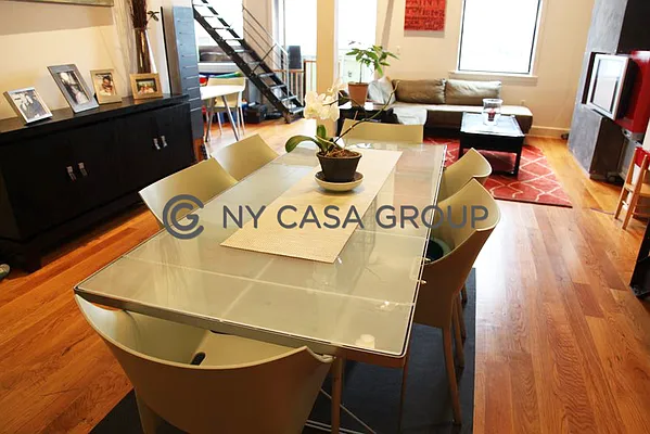 Rented by NY Casa Group | media 51