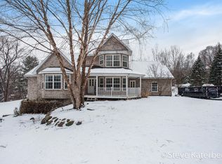 1139 Grand Bluffs Dr SW, Grand Rapids, MI 49534