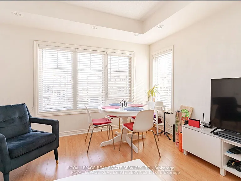 2420 Baronwood Dr #18-03 — Photo 7