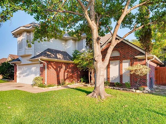 2nd image of 8406 Golf Club Cir