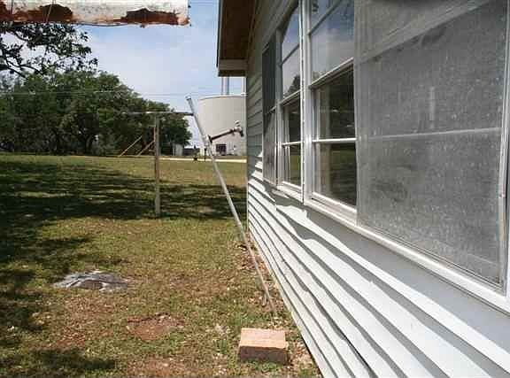 5th image of 106 E Bluebriar Dr