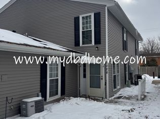 5028 Woodmark Dr, Fort Wayne, IN 46815