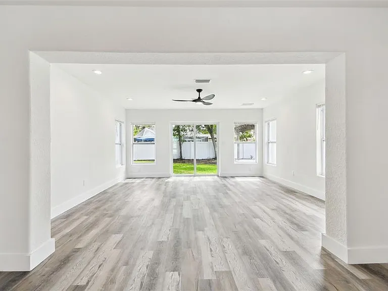 4461 Shore Acres Blvd NE — Photo 12