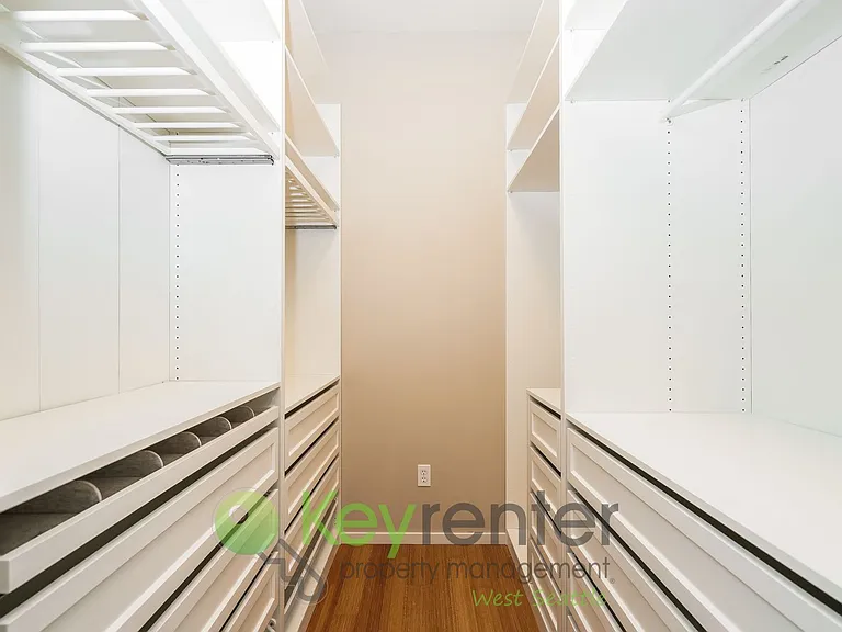6707 34th Ave SW — Photo 18