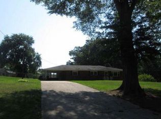 5145 Alaska Rd, Walkertown, NC 27051