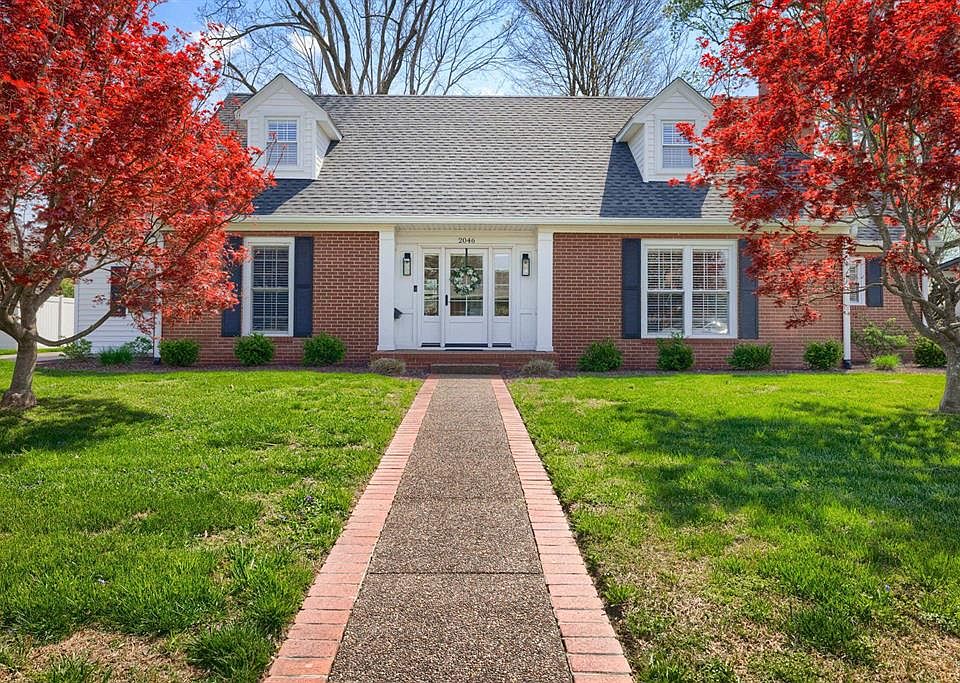 1st image of 2046 Fernwood Dr