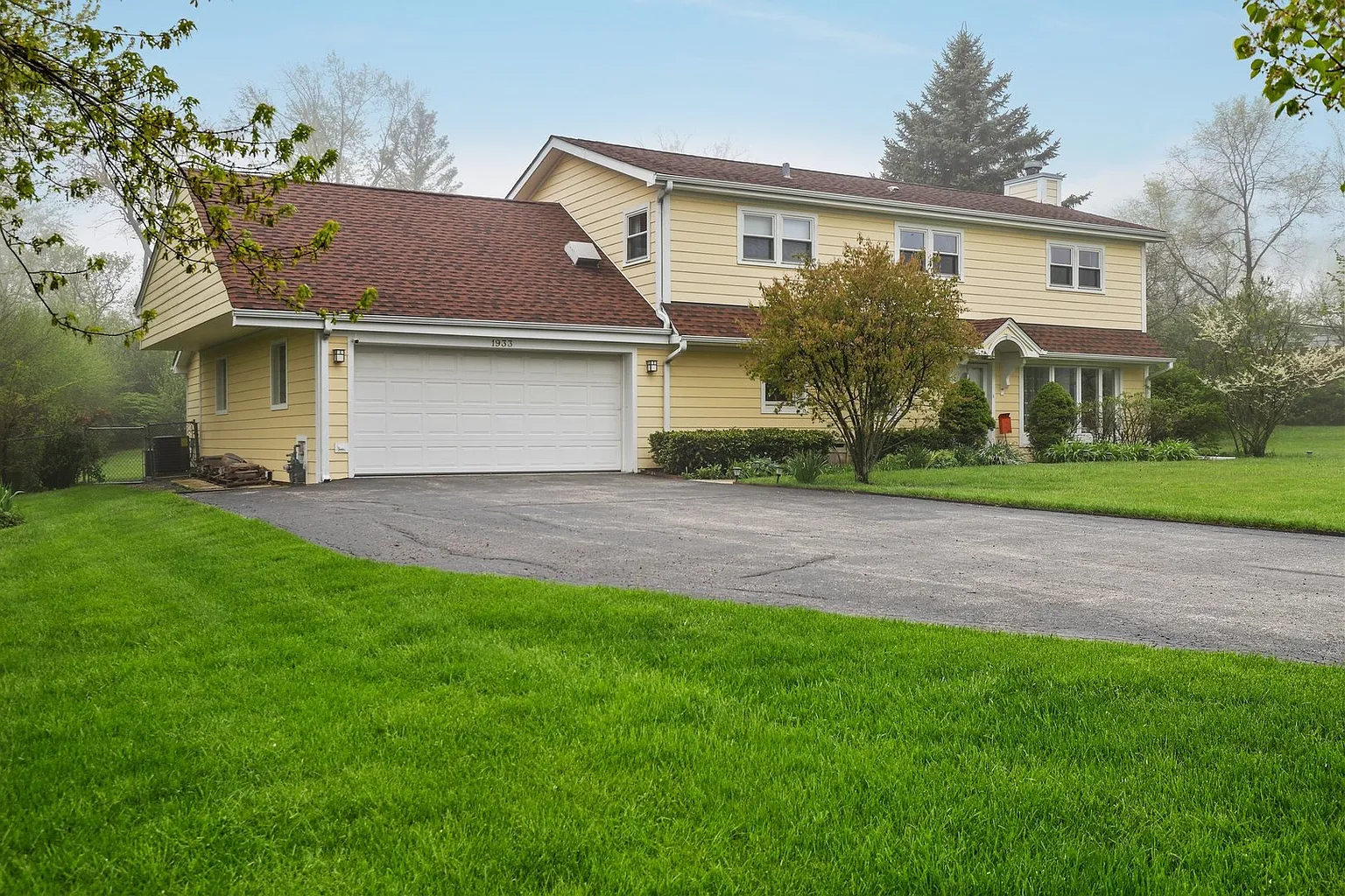 1933 Walnut Cir photo 1