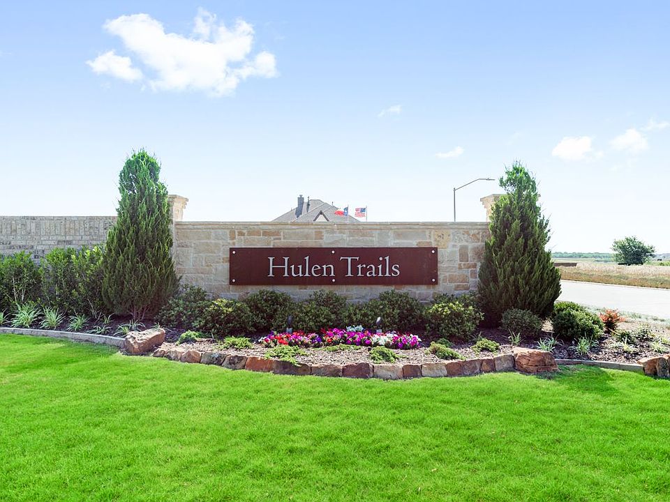 Hulen Trails Entry