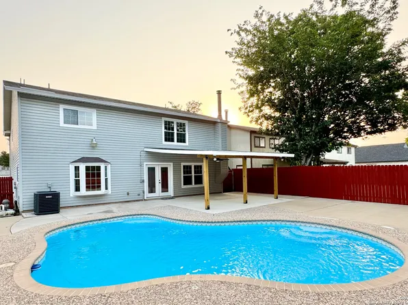 1230 Richland Hills Dr, San Antonio, TX 78251