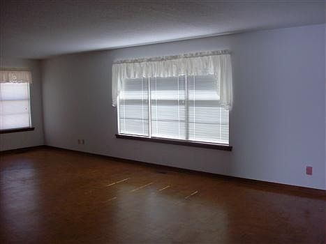 3rd image of 120 Gaynelle Ln