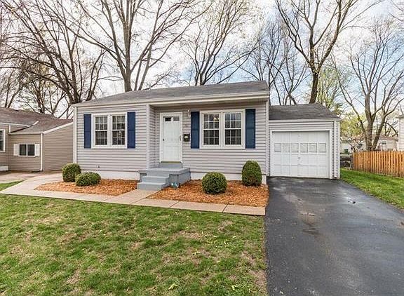 2nd image of 760 Loekes Dr