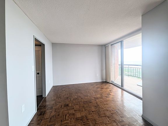 2nd image of 1240 Harmon Cove Tower #1240