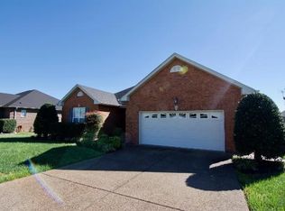 165 Peppertree Ln, Gallatin, TN 37066
