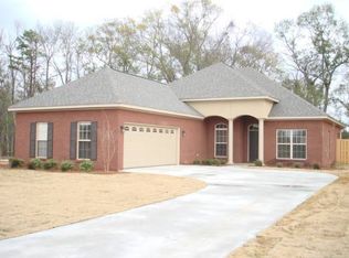 1722 Meadowbrook Dr, Prattville, AL 36066