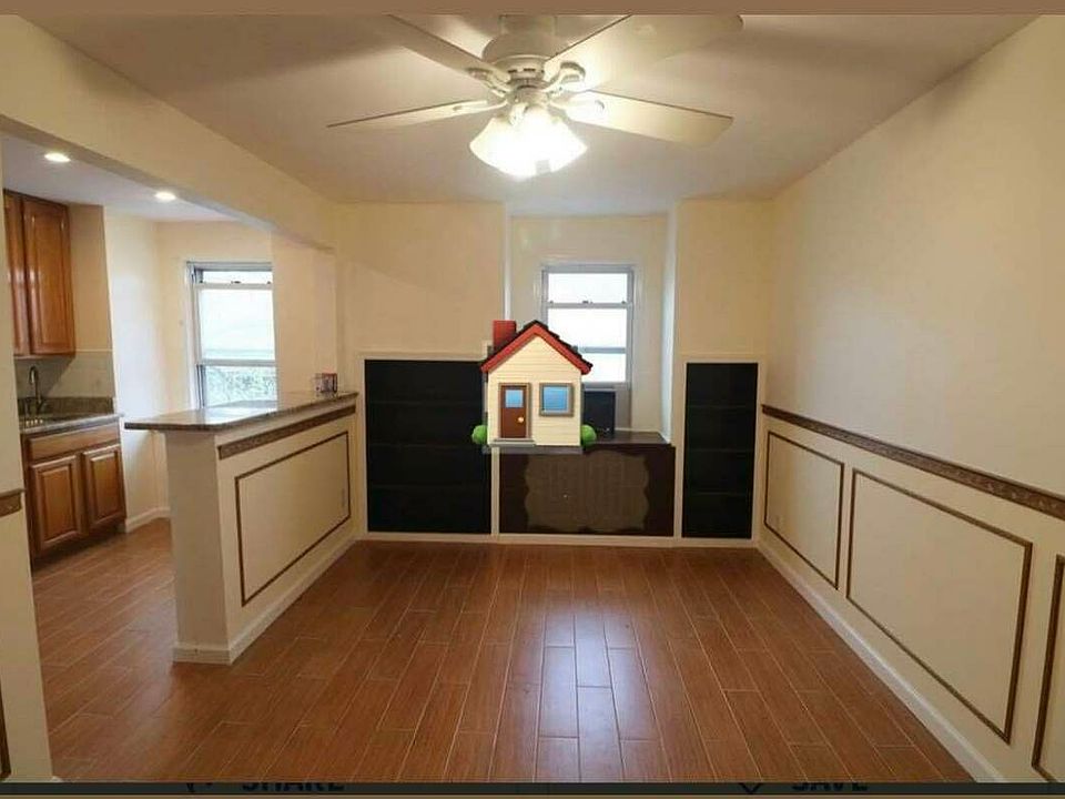 1st image of 2124 29th St #2