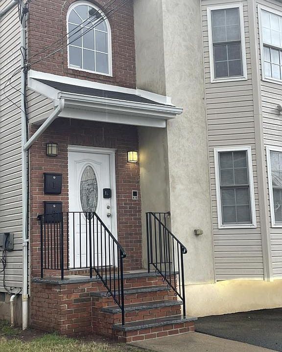 1st image of 111-113 Heckel St