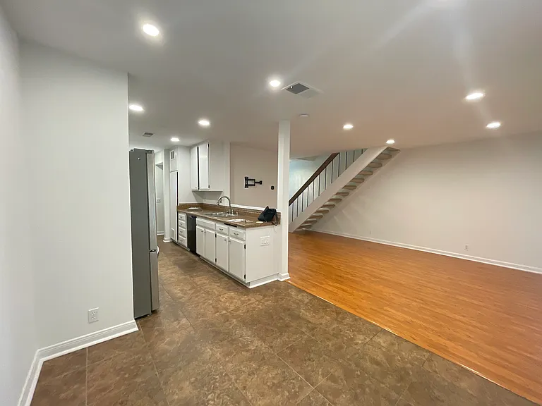 12128 Wilsey Way — Photo 6