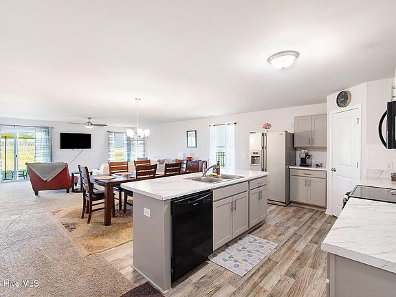 4th image of 4928 Abbington Oaks Way SE